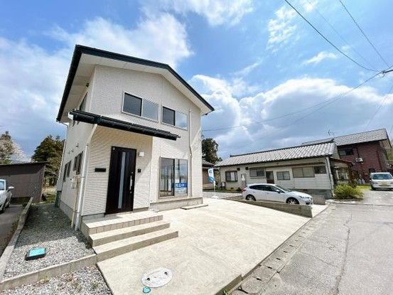Renovated 3LDK House for Sale Near Hirakida Station, Tainai - Thumbnail 3
