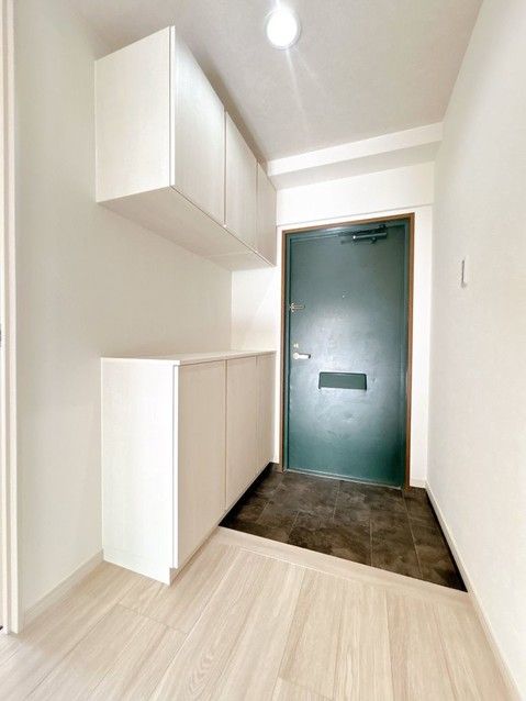 Renovated 3LDK Apartment for Sale in Nagasaki City - Thumbnail 2