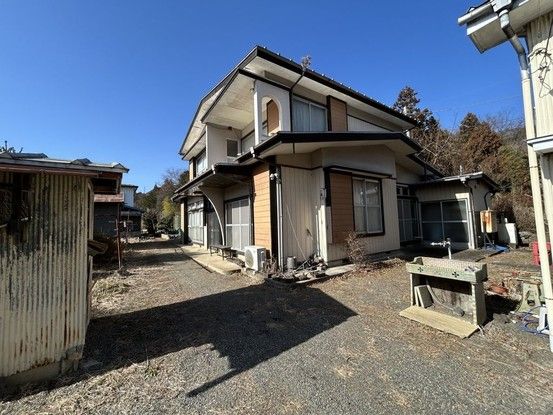 8DK House with Large Garden in Tsuru City, Yamanashi - Thumbnail 4