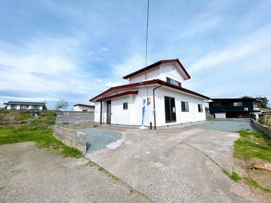 Renovated 5LDK House with Large Land in Fukushima City - Main Image