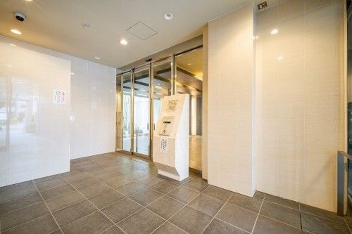 2LDK Apartment for Sale in Osaka City, Joto Ward - Thumbnail 4