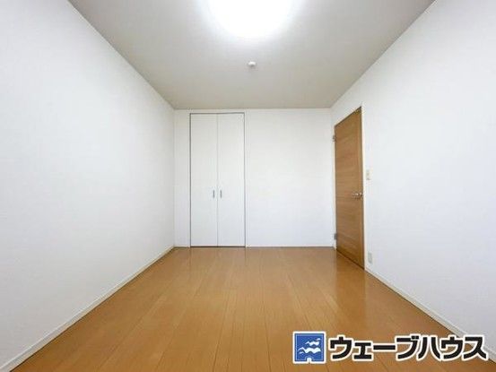 2SLDK Apartment for Sale in Okayama City, 67 sqm - Thumbnail 4