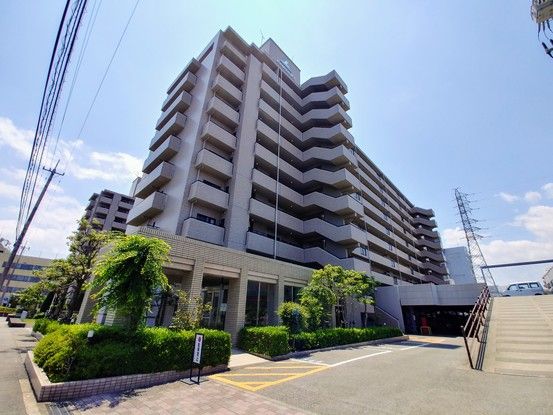 4LDK Apartment for Sale in Tokushima City, Tokushima - Thumbnail 2