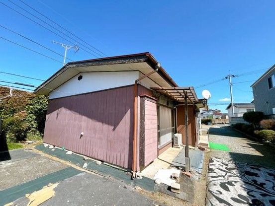 55-Year-Old Detached House on 362 Tsubo Land in Maebashi - Thumbnail 4