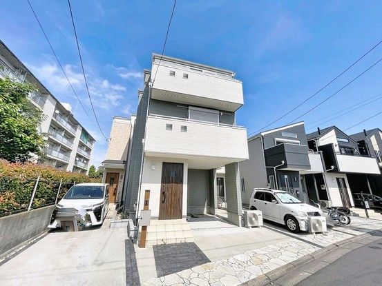 Modern 3SLDK House for Sale in Adachi, Tokyo - Thumbnail 4
