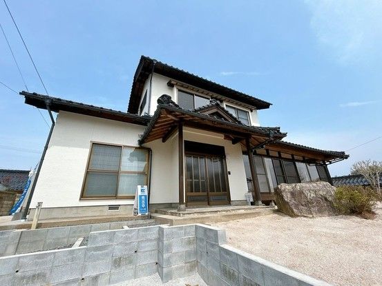 Renovated 4LDK House in Hoki Town, Tottori Prefecture - Thumbnail 2