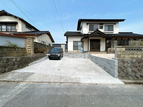 Renovated 4LDK House in Hoki Town, Tottori Prefecture - Thumbnail 3