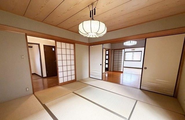 5SLDK House for Sale in Omihachiman, Shiga - 162.5 sqm - Thumbnail 4