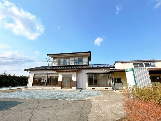 Renovated 5DK House with Large Land in Oshu City, Iwate - Thumbnail 3