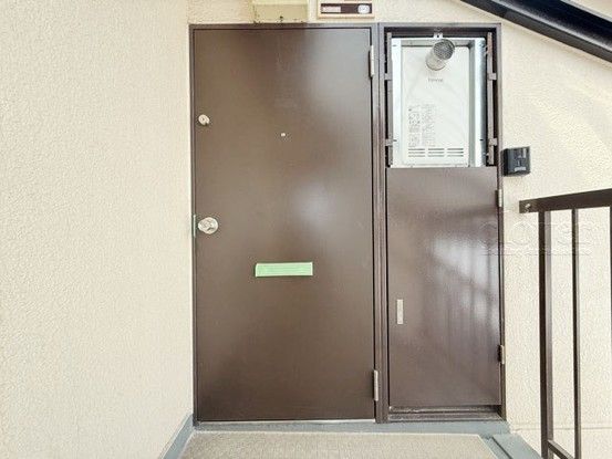 1LDK Renovated Apartment in Shinagawa, Tokyo - Thumbnail 3