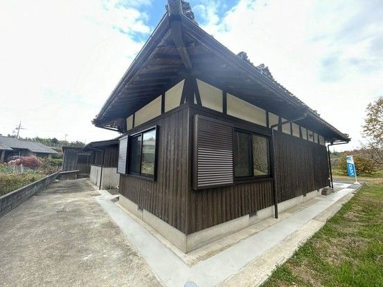 Renovated 3SLDK House in Yamaguchi City with Large Garden - Thumbnail 3