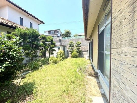 4DK House for Sale in Kokubunji-cho, Takamatsu City, Kagawa - Thumbnail 2