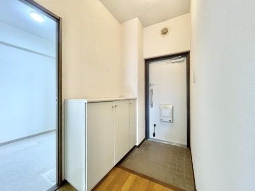 4LDK Apartment for Sale in Sakai City, Osaka Prefecture - Thumbnail 2