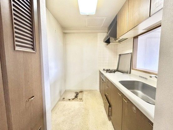 3LDK Apartment for Sale in Sapporo Shiraishi-ku, 70.35 sqm - Thumbnail 4