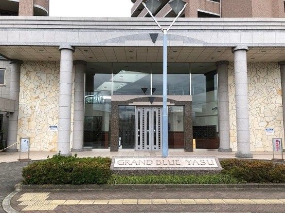 Gran Bleu Yasu 3LDK Apartment for Sale Near Yasu Station - Thumbnail 2