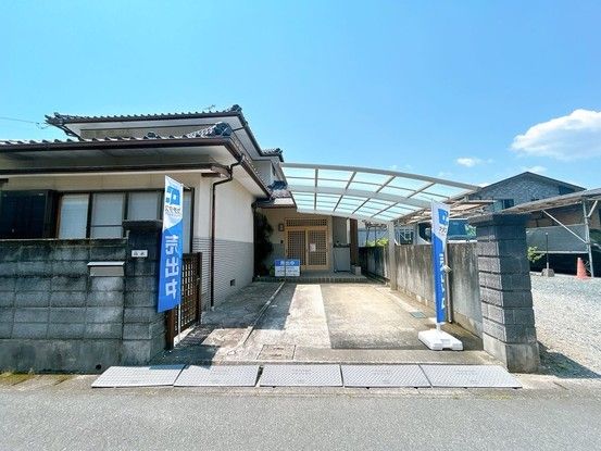 6LDK House for Sale in Kita Ward, Kumamoto City - Thumbnail 2