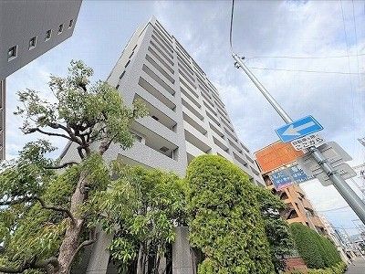 3LDK Corner Apartment for Sale in Higashiosaka, Osaka - Thumbnail 2