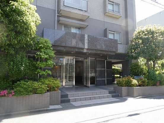 3LDK Apartment for Sale in Kawaguchi City, Saitama - Thumbnail 2