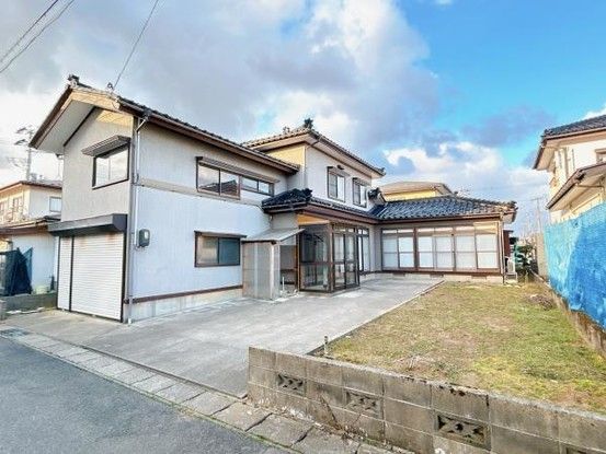 4LDK Detached House for Sale in Tsuruoka, Yamagata - Thumbnail 2