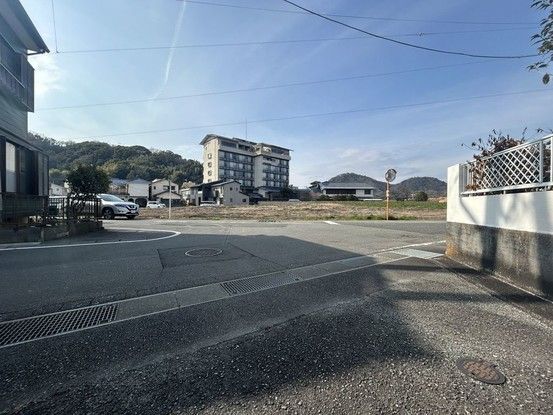 Renovated 4LDK House in Izu no Kuni with Parking - Thumbnail 2