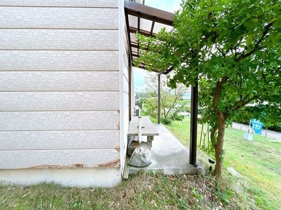 Renovated 5LDK House with Ocean View in Yurihama, Tottori - Thumbnail 3