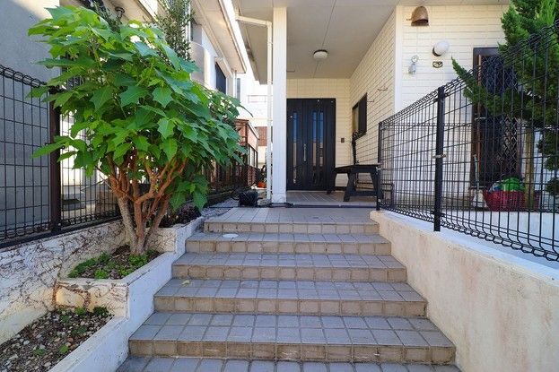 4LDK House in Naha, Okinawa - 124.2 sqm, Solar Panels - Thumbnail 2