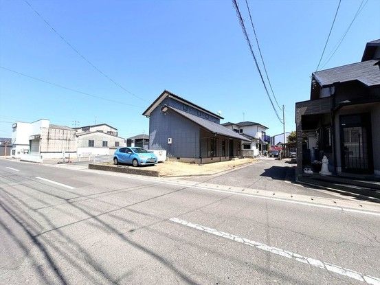 3LDK Steel Frame House in Takamatsu, Kagawa - Thumbnail 2