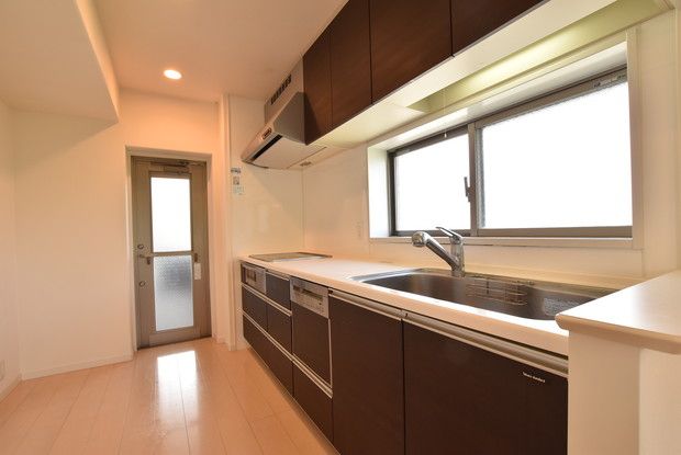 3LDK Apartment for Sale in Kagoshima City, Kagoshima - Thumbnail 4