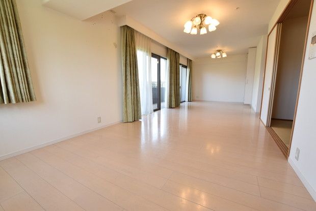 3LDK Apartment for Sale in Kagoshima City, Kagoshima - Thumbnail 2