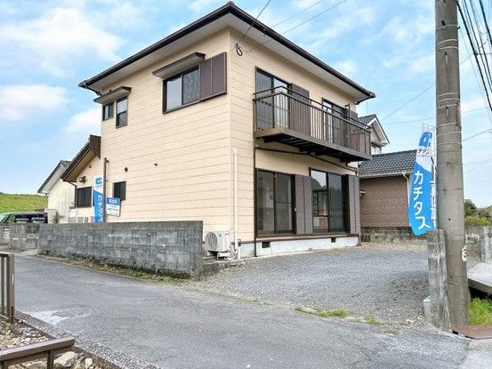 Renovated 4LDK Detached House in Saiki City, Oita - Thumbnail 2