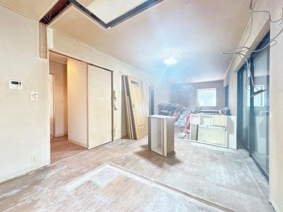 5SLDK Renovated House in Kamagaya, Chiba - Thumbnail 2