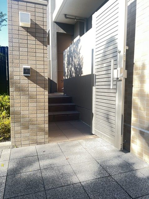 4LDK Apartment for Sale in Takamatsu, Kagawa - 95.1 sqm - Thumbnail 2