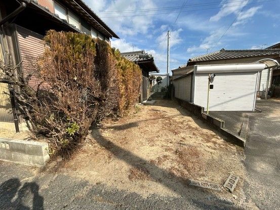 5DK House for Sale in Miki Town, Kagawa Prefecture - Thumbnail 4