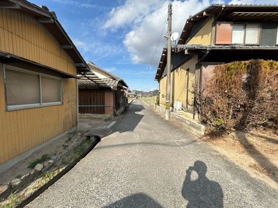 5DK House for Sale in Miki Town, Kagawa Prefecture - Thumbnail 3