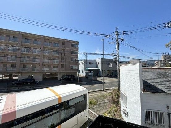 Renovated 4LDK Apartment for Sale in Minami Ward, Fukuoka City - Thumbnail 3