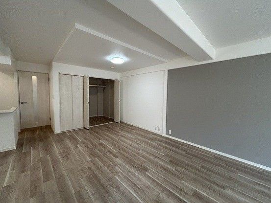 Renovated 3LDK Apartment in Nishikyo Ward, Kyoto for Sale - Thumbnail 2
