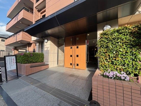 3LDK Apartment for Sale in Ichikawa, Chiba Near Station - Thumbnail 2