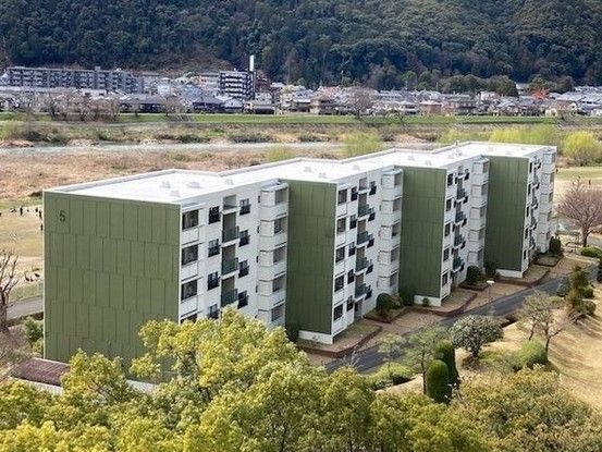 2LDK Apartment for Sale in Ukyo-ku, Kyoto City - Thumbnail 2