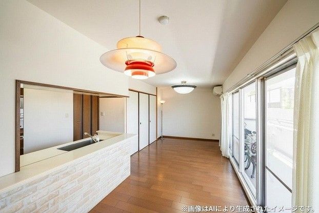 3LDK Apartment for Sale in Higashiosaka, Osaka - Thumbnail 2