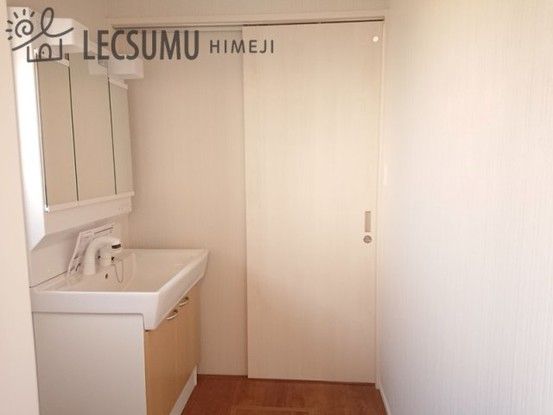 Newly Built 4LDK House in Himeji, Hyogo - 22.8M Yen - Thumbnail 3