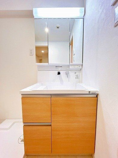 Renovated 2LDK Apartment in Toyota City, Aichi - Thumbnail 3