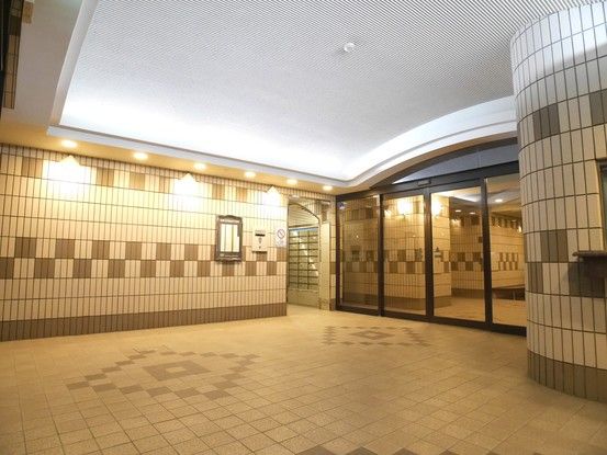 3LDK Renovated Apartment in Gifu City, Gifu Prefecture - Thumbnail 3