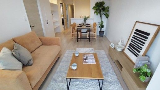 Renovated 3LDK Apartment in Kanagawa Ward, Yokohama - Thumbnail 2