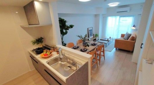 Renovated 3LDK Apartment in Kanagawa Ward, Yokohama - Thumbnail 3