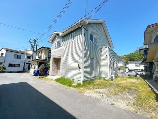 4LDK Detached House for Sale in Iwaki, Fukushima - Thumbnail 2