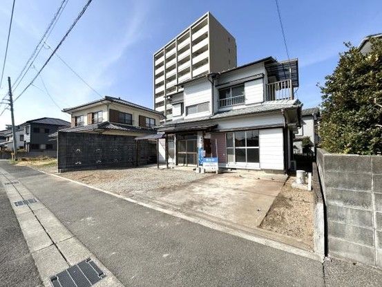 Renovated 3LDK House in Tokushima City with Large Land - Thumbnail 4