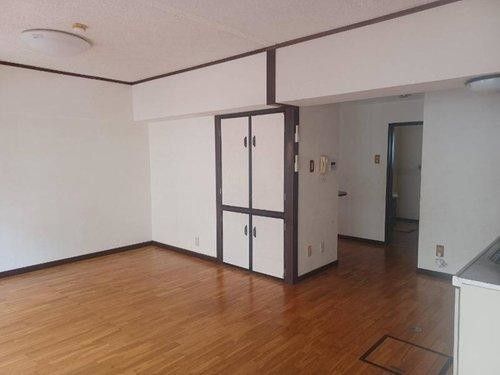 3LDK Maisonette Apartment in Naha, Okinawa - 74.31 sqm - Thumbnail 4