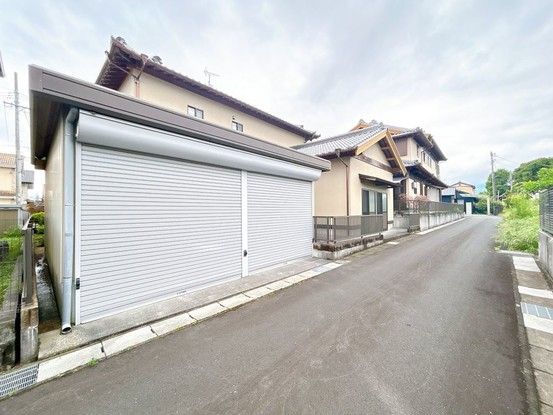 Spacious 5LDK House for Sale in Shinshiro, Aichi - 203.7 sqm - Thumbnail 4