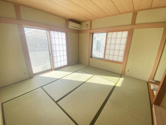 5LDK House for Sale in Naka, Wakayama City - Thumbnail 4