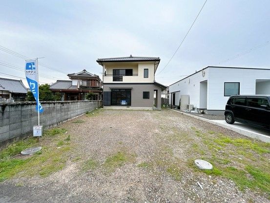 4LDK Renovated House in Niihama, Ehime with Large Land - Thumbnail 3
